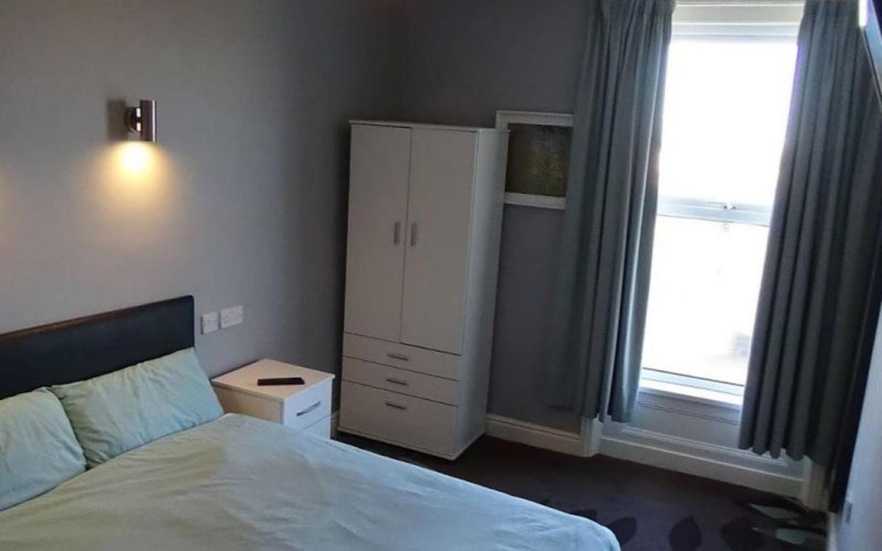 Melrose Abbey Guesthouse Liverpool Bagian luar foto